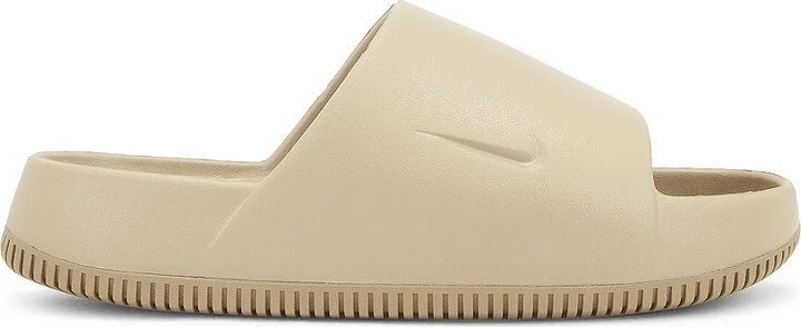 Nike Calm in Cream