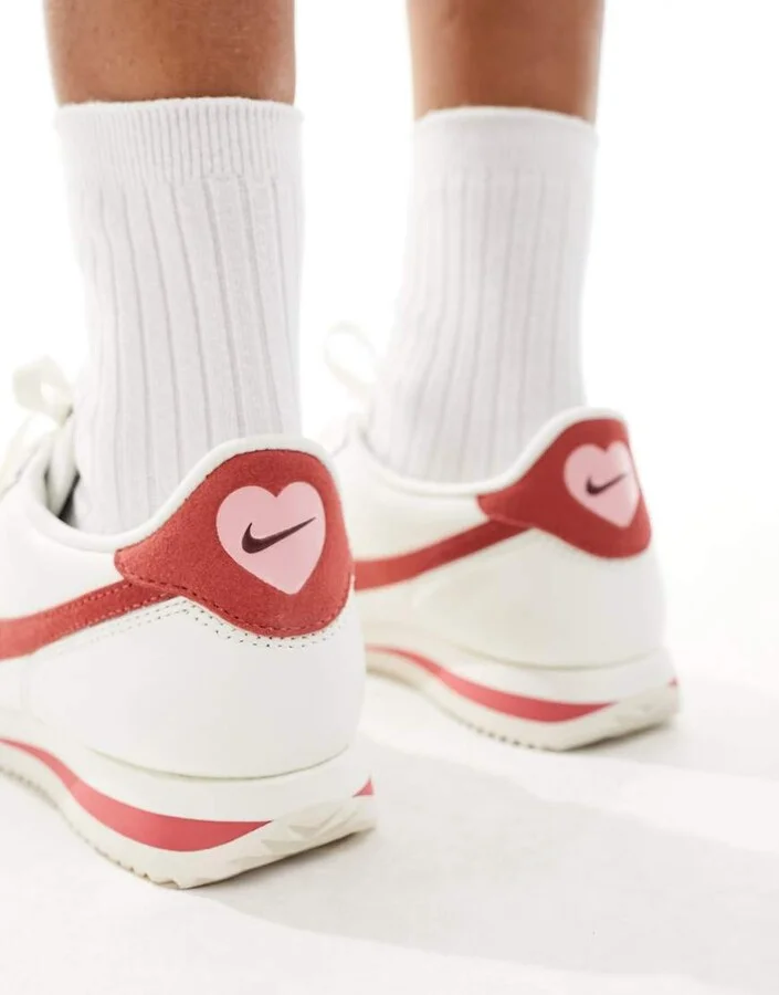 Nike Cortez leather sneakers in white and red - Image 3