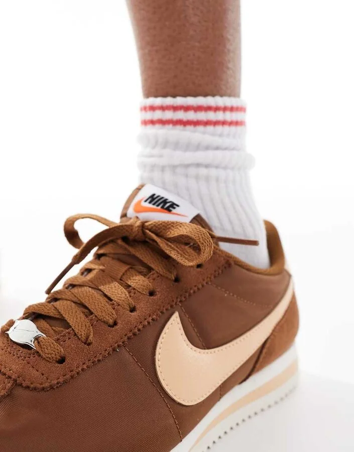 Nike Cortez sneakers in brown & orange - Image 4