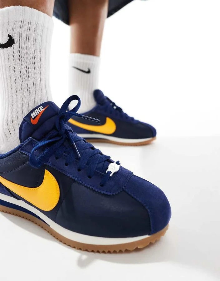 Nike Cortez sneakers in navy and yellow - Image 4