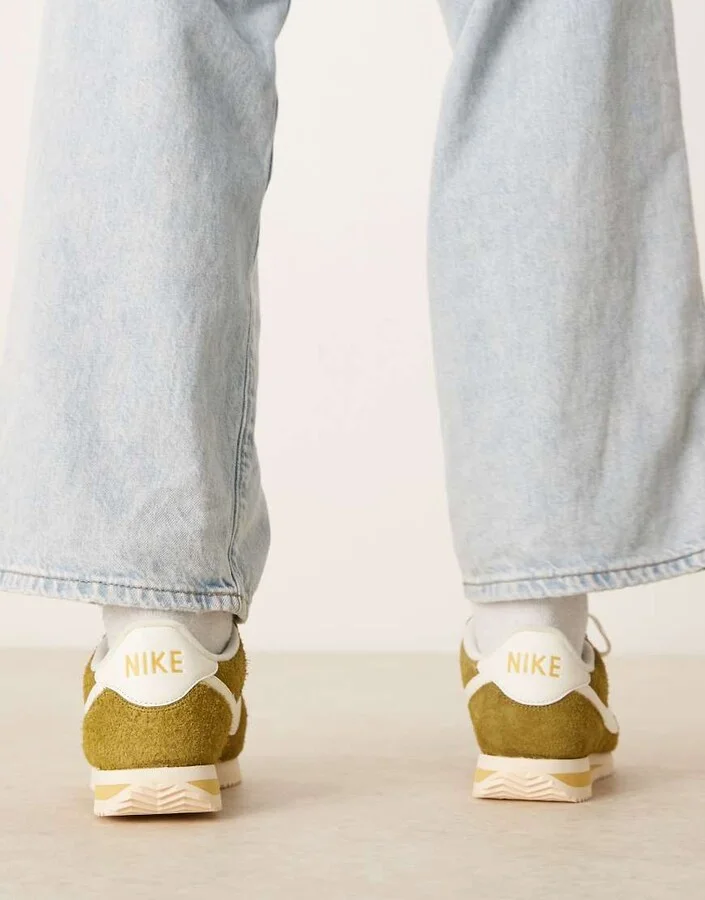 Nike Cortez Suede sneakers in green and white - Image 3