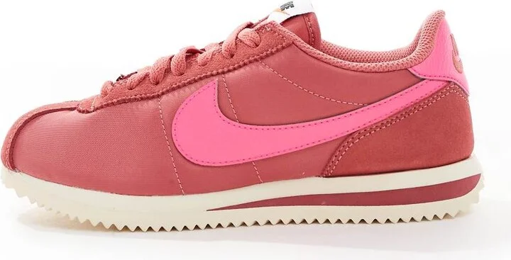 Nike Cortez Textile sneakers in red and pink - Image 3