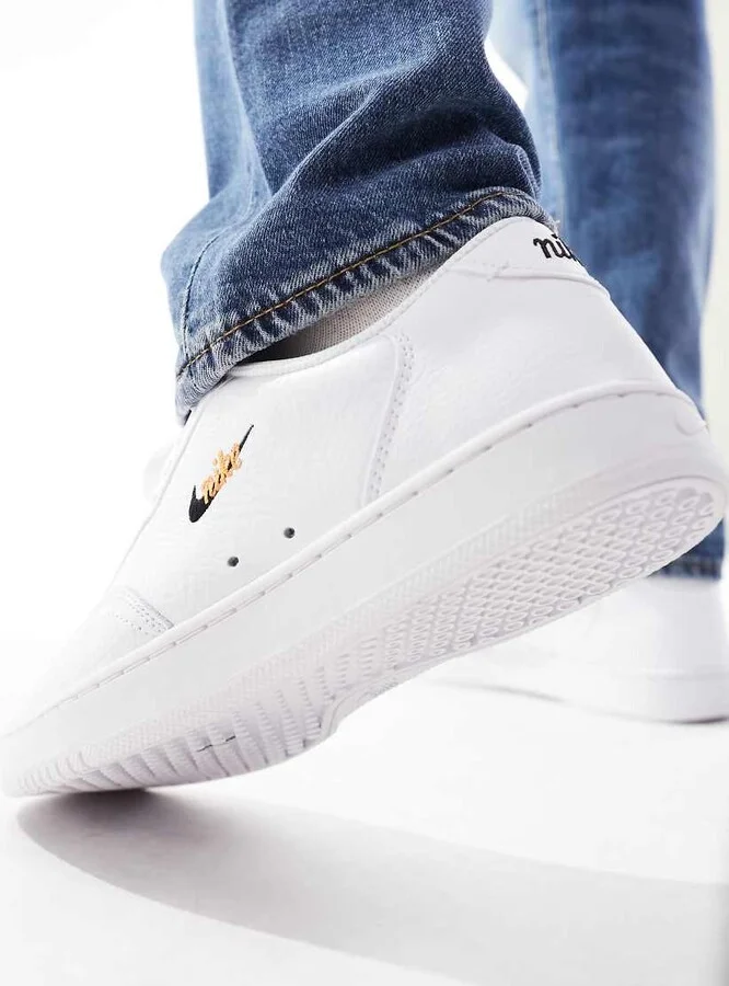 Nike Court Vintage Premium sneakers in white - Image 3