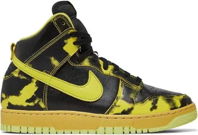 Nike Dunk High 1985 Lace-Up Sneakers