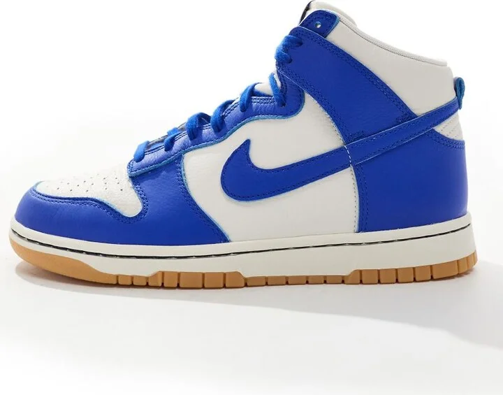 Nike Dunk High SE sneakers in white and blue - Image 2