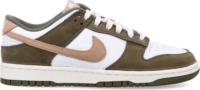 Nike Dunk Low Retro Premium Sneakers