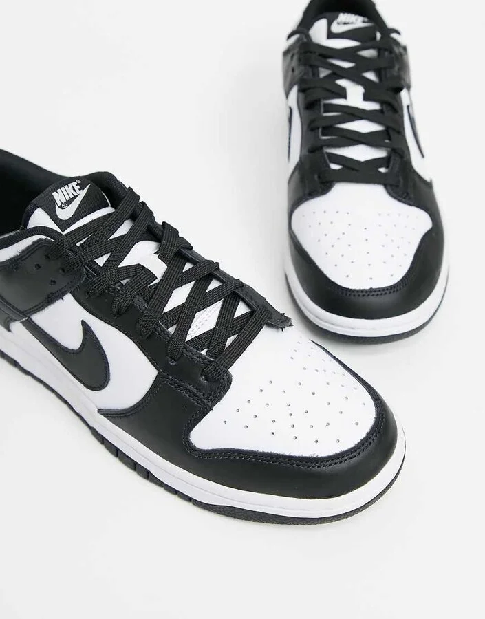 Nike Dunk Low Retro sneakers in black and white - Image 3
