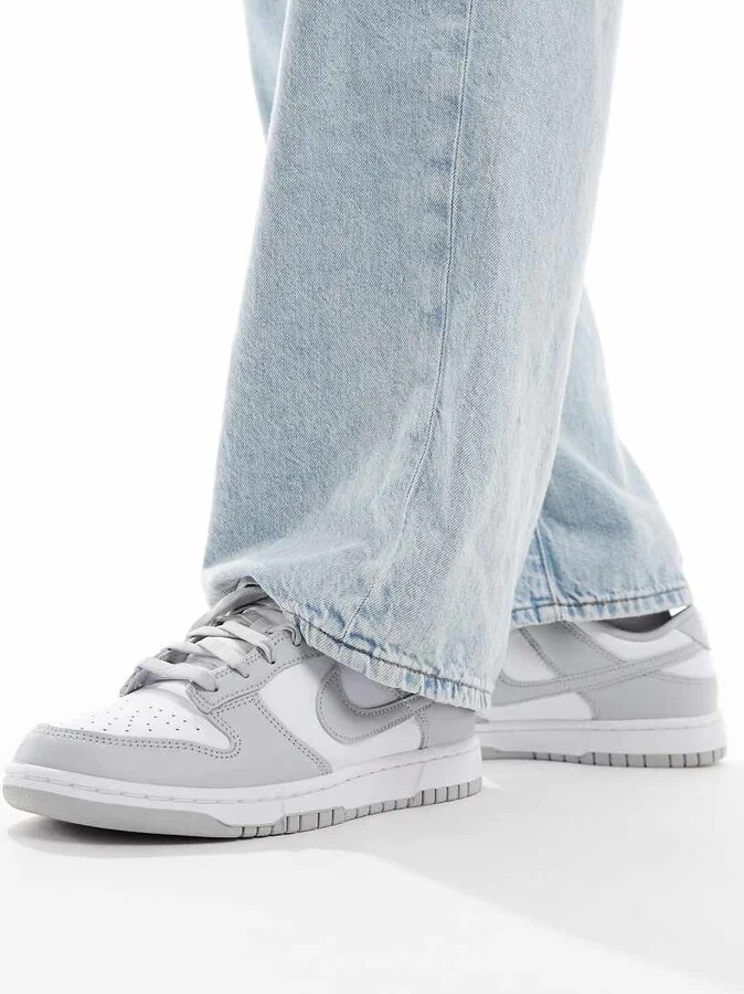 Nike Dunk Low Retro sneakers in gray and white
