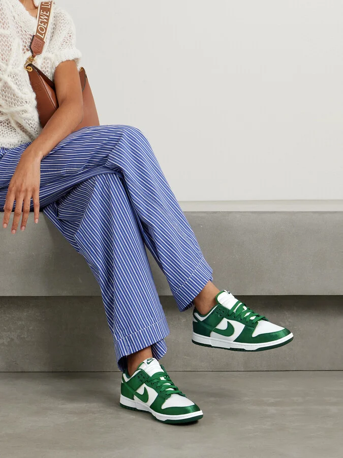 Nike - Dunk Low Satin Sneakers - White - Image 2