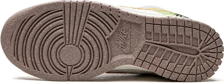 Nike Dunk Low SE "Sun Club" sneakers - Image 4