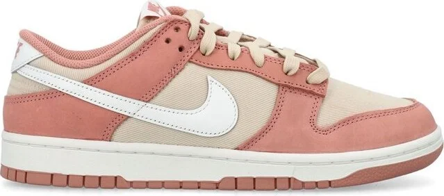 Nike Dunk Low Sneakers