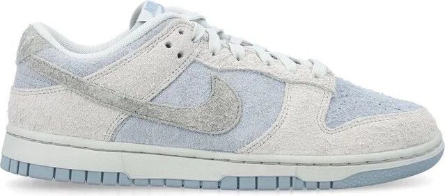 Nike Dunk Low Sneakers