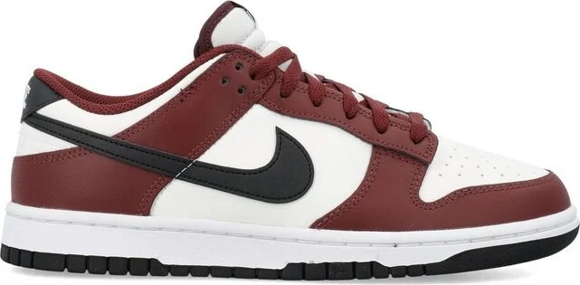 Nike Dunk Low Sneakers