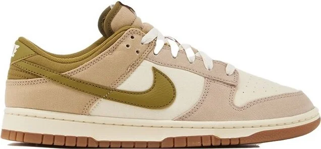 Nike Dunk Low Sneakers