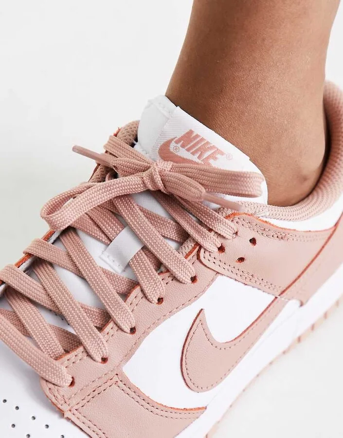 Nike Dunk Low sneakers in light pink and white - Image 3