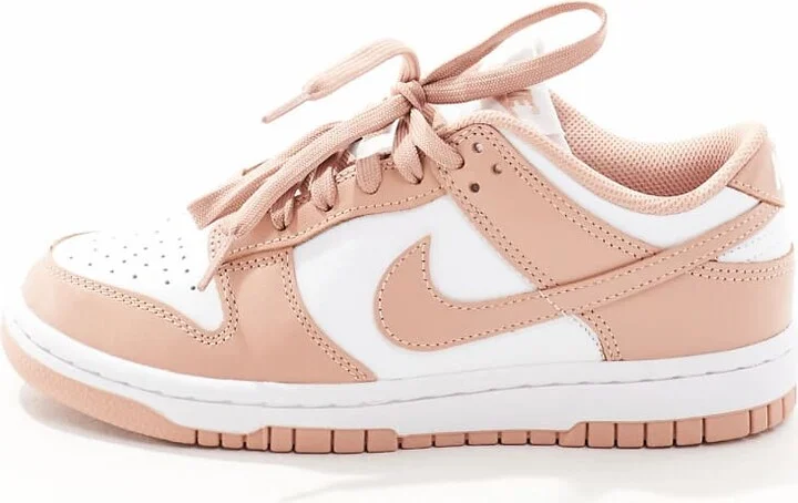 Nike Dunk Low sneakers in white and rose whisper - Image 2