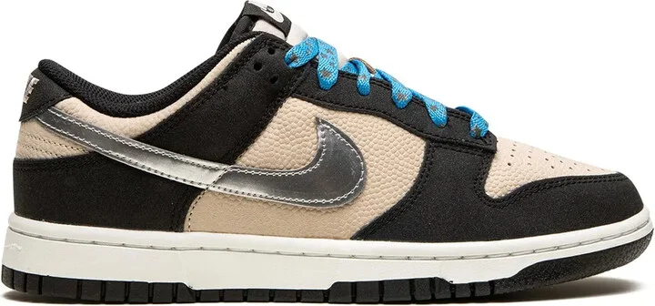 Nike Dunk Low "Starry Laces" sneakers