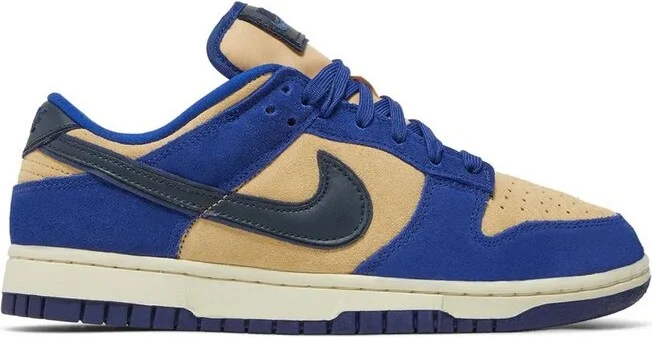 Nike Dunk Low-Top Sneakers