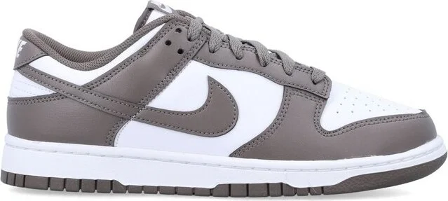 Nike Dunk Retro Low-Top Sneakers