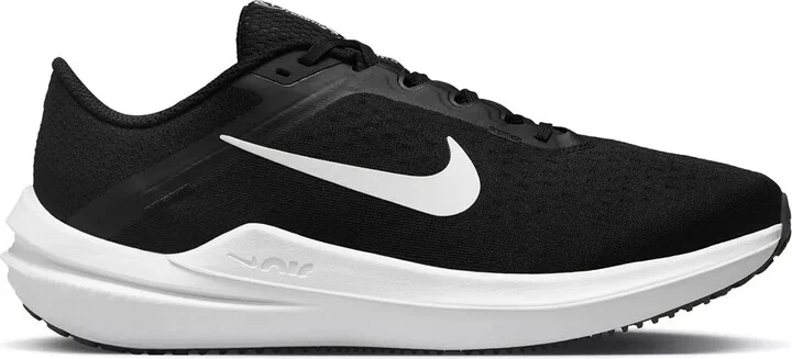 Nike Extra Wide Width Winflo 10 Running Shoe