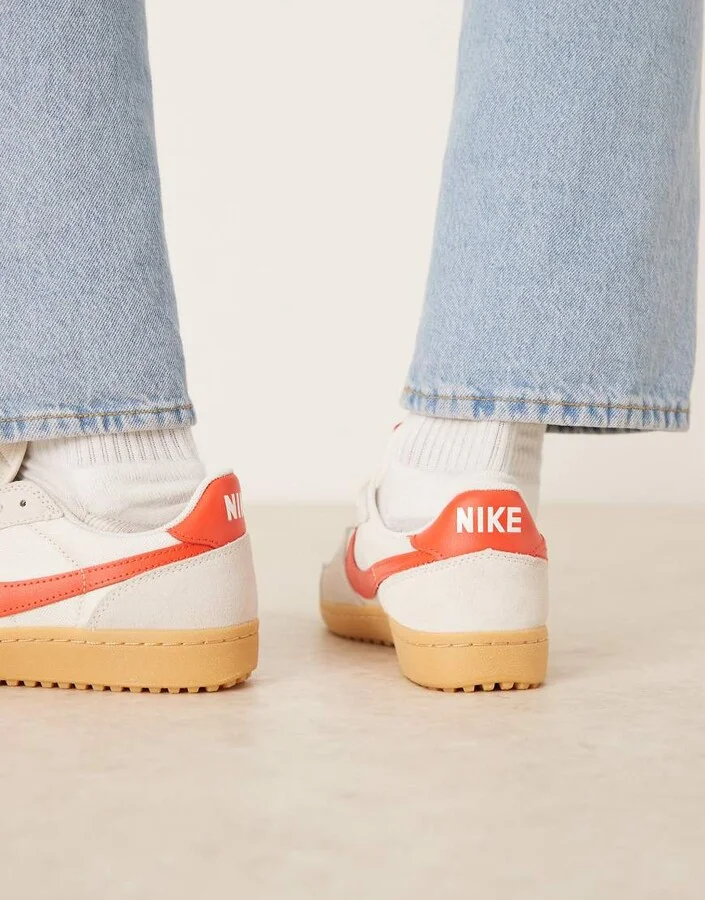 Nike Field General S&T sneakers in off-white and red - Image 3