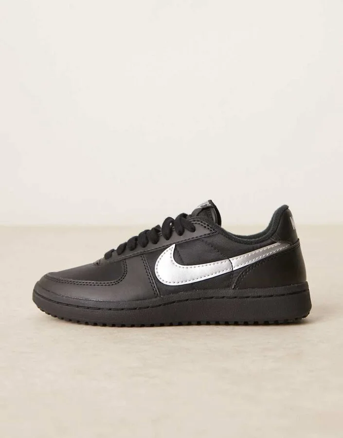 Nike Field General sneakers in black and silver - Image 2