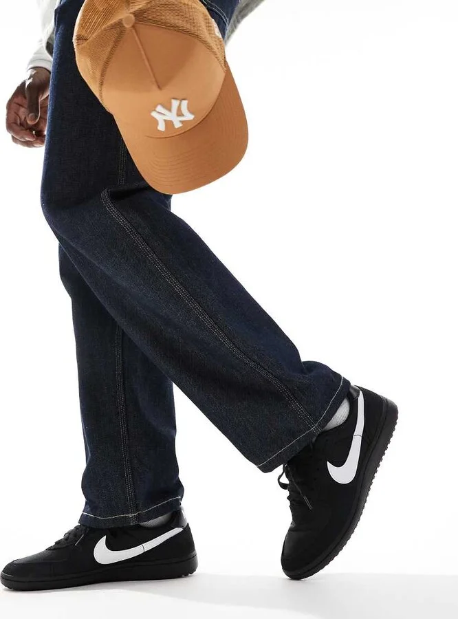Nike Field General sneakers in black and white