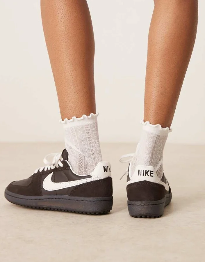 Nike Field General sneakers in brown and white - Image 3