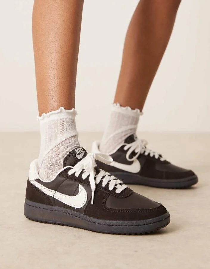 Nike Field General sneakers in brown and white