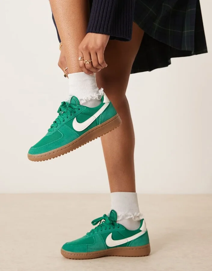 Nike Field General sneakers in green and white