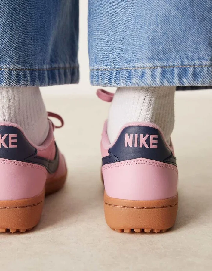 Nike Field General sneakers in pink and navy - Image 4