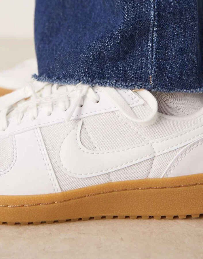 Nike Field General sneakers in white - Image 4