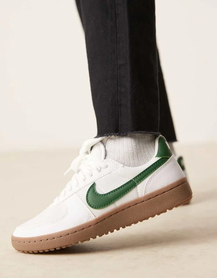Nike Field General sneakers in white and green