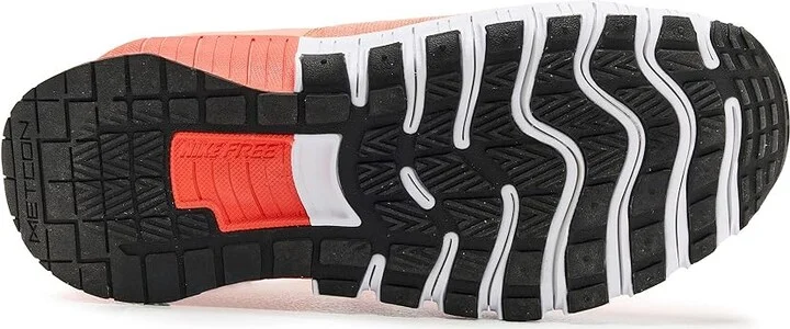 Nike Free Metcon 6 Women's Shoes Apricot Agate/White/Turf Orange/Black : 5 M - Image 4