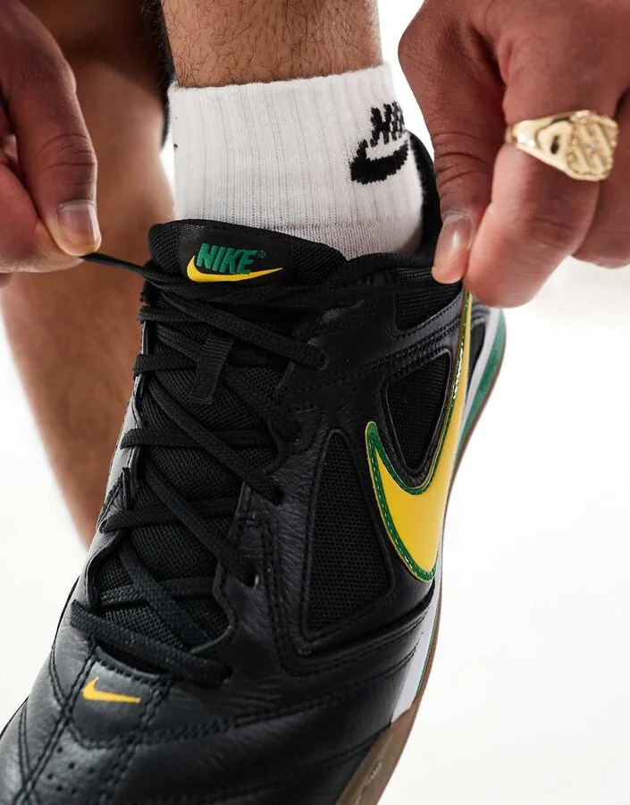 Nike Gato sneakers in black and yellow - Image 4