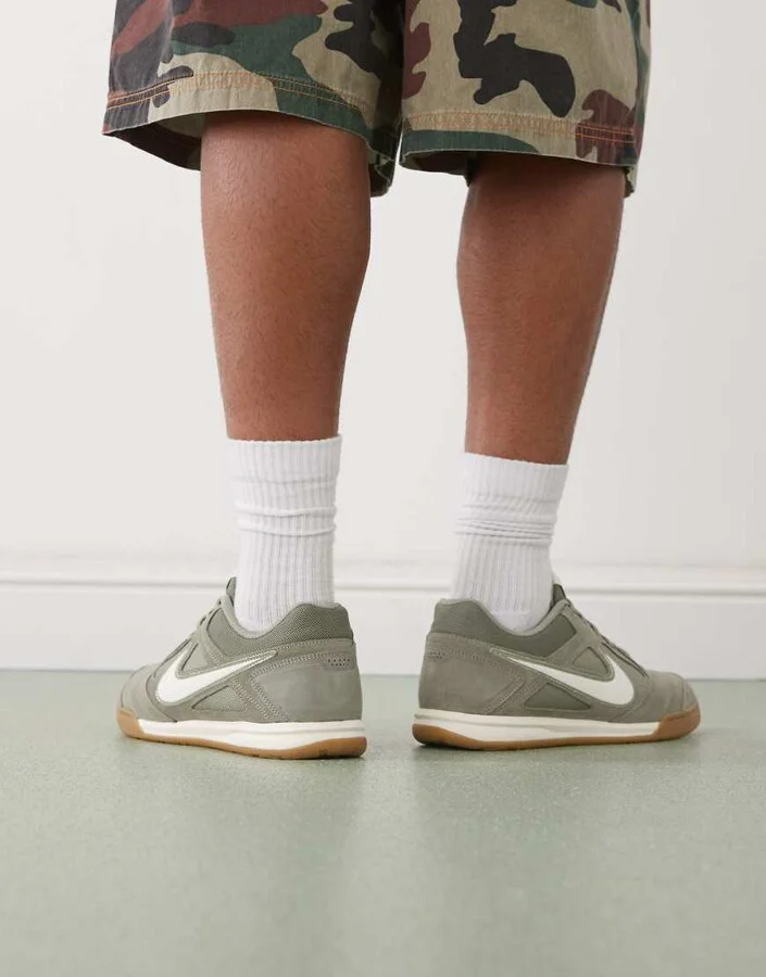 Nike Gato sneakers in khaki green - Image 4