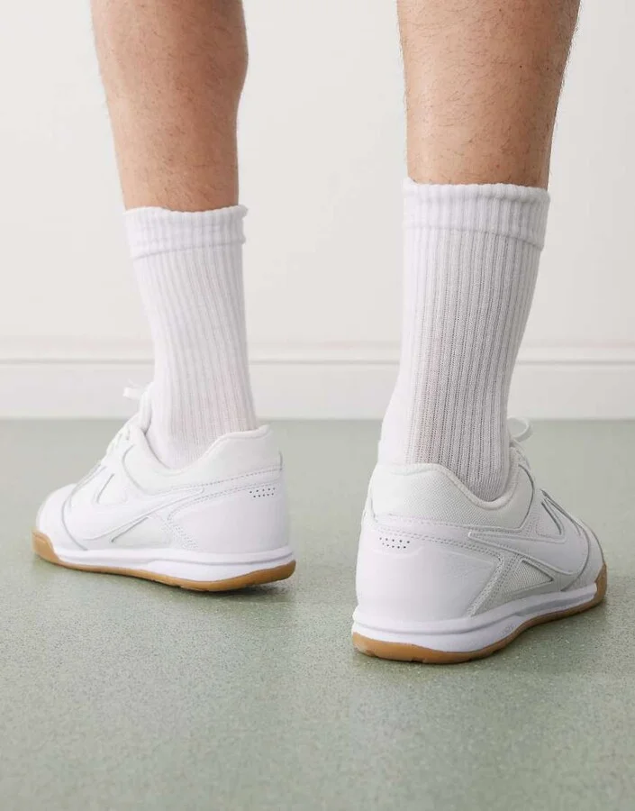 Nike Gato sneakers in white and black - Image 4