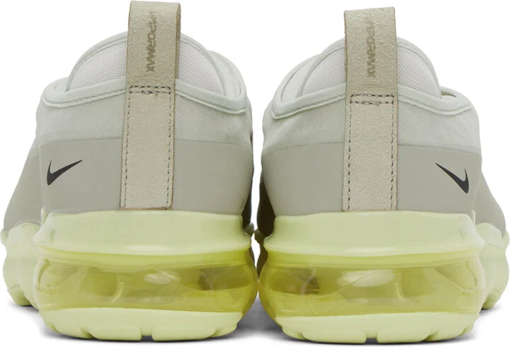 Nike Gray & Green Air VaporMax Moc Roam Sneakers - Image 2