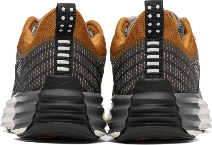 Nike Gray Lunar Roam SE Sneakers - Image 2