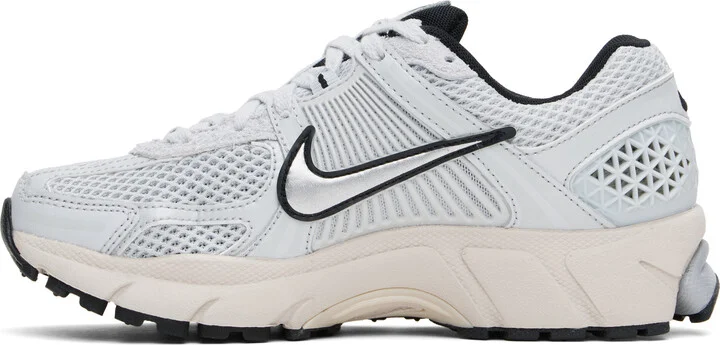 Nike Gray Vomero 5 Sneakers - Image 3