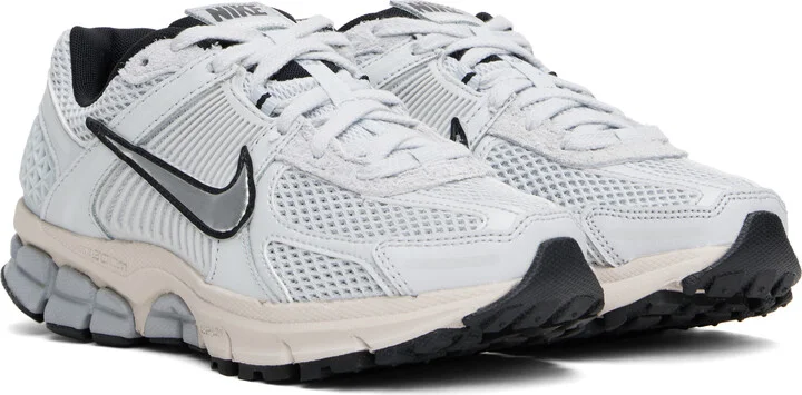 Nike Gray Vomero 5 Sneakers - Image 4
