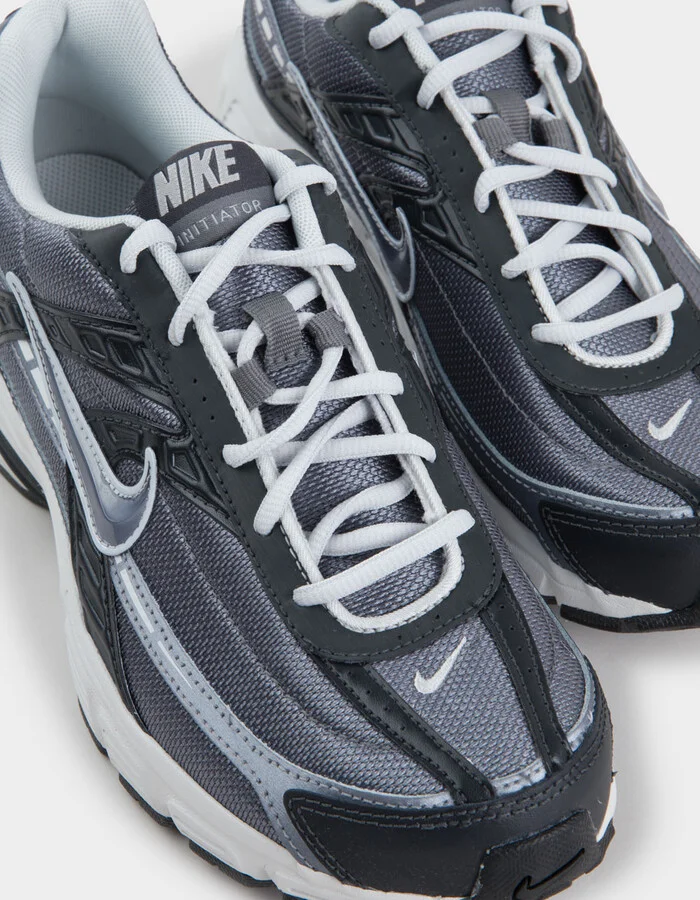 NIKE Initiator Mens Shoes - Image 6