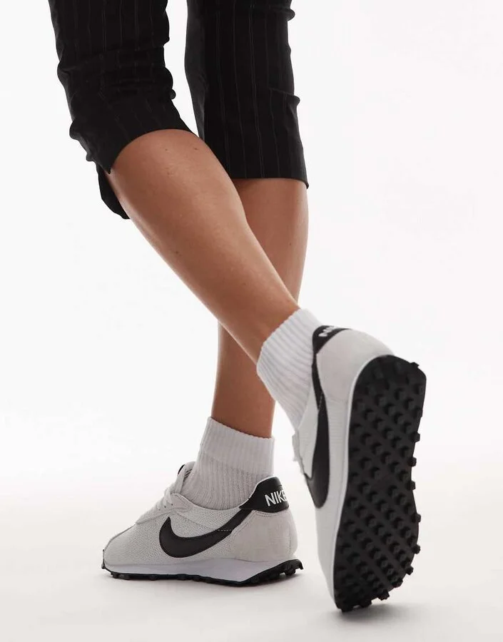Nike LD-1000 sneakers in white and black - Image 4