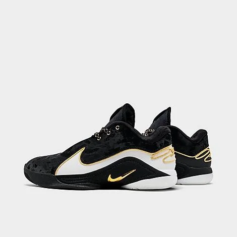 Nike LeBron 22 Basketball Shoes