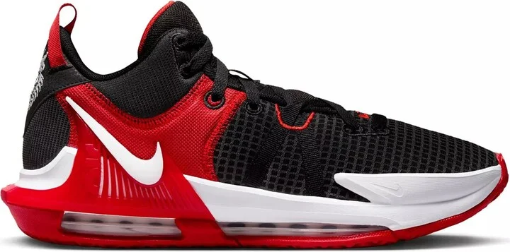 Nike LeBron Witness 7 Basketball Sneaker
