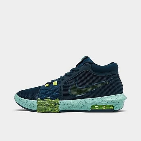 Nike LeBron Witness 8 Basketball Shoes