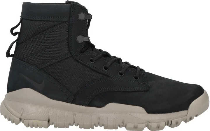 Nike Man Sneakers - Image 3