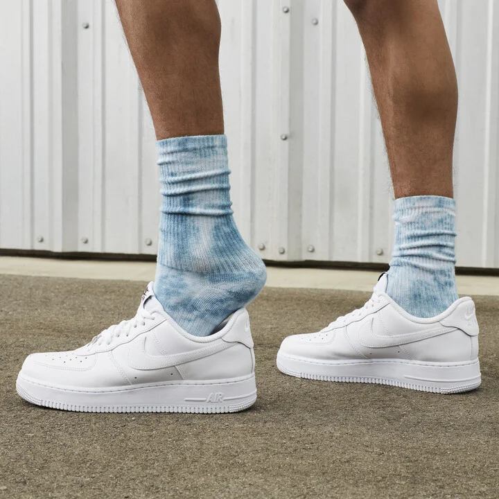 Nike Men's Air Force 1 '07 EasyOn Shoes in White | FD1146-100 - Image 2