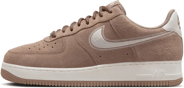 Nike Men's Air Force 1 '07 LV8 Shoes in Brown | HJ4465-200