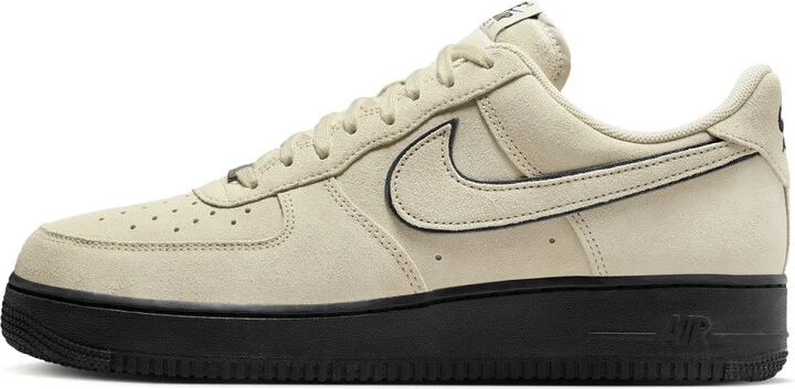 Nike Men's Air Force 1 '07 LV8 Shoes in Brown | HQ1966-200